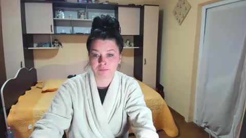 Soffy online show from 03-24-26, 05:56