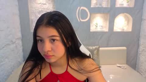 Snapshot of sofi_adams_tx chatting on 12-14-25, 12:54 Online 800 to 1400 online show from 12-14-25, 12:54