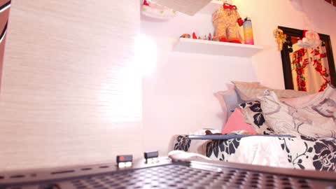 Snapshot of sofi_decker chatting on 12-21-24, 09:23 Sofia online show from 12-21-24, 09:23