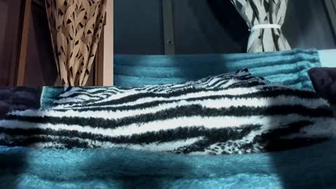 Sofi Mora online show from 01-14-25, 06:07