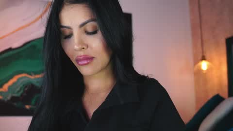 Sofi online show from 04-10-26, 11:48