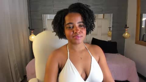 Snapshot of sofi_skype chatting on 08-04-26, 03:03 Sofi online show from 08-04-26, 03:03