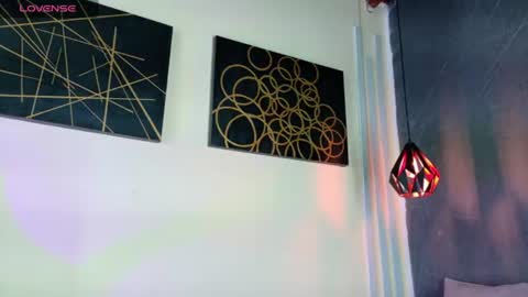 Snapshot of sofi_williams2 chatting on 06-11-26, 02:53 sofi_williams2 online show from 06-11-26, 02:53