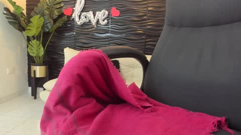 Skarlett online show from 02-26-25, 01:21