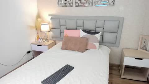 Snapshot of sofia__thompson chatting on 07-10-26, 07:49 sofi online show from 07-10-26, 07:49