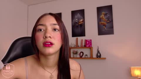 sofia_arango1107 online show from 11-10-25, 06:40