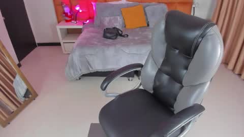 Snapshot of sofia_collen_ chatting on 11-28-25, 02:58 sofia_collen_ online show from 11-28-25, 02:58