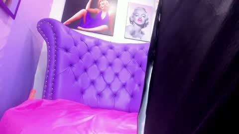 sofia_dias online show from 04-18-26, 07:45