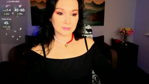 Sofia online show from 04-27-26, 07:17