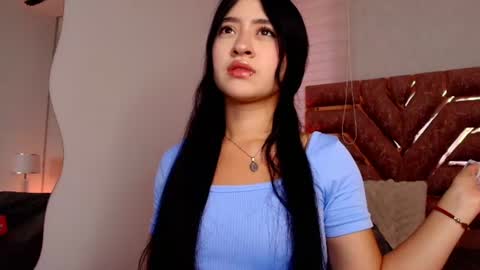 sofia gomes online show from 07-28-26, 12:01