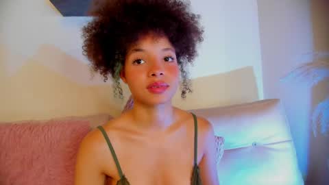 S O F I A  online show from 04-21-26, 02:56