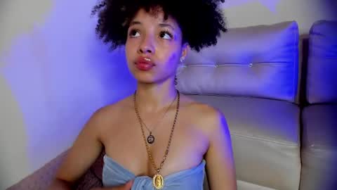 S O F I A  online show from 05-23-26, 07:40