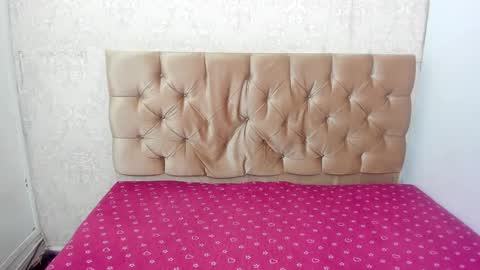 sofia_land_18 online show from 12-12-24, 11:07