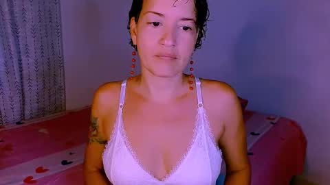 Snapshot of sofia_mark20 chatting on 09-24-25, 09:29 Sofia  online show from 09-24-25, 09:29