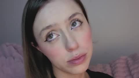     online show from 11-11-25, 03:39