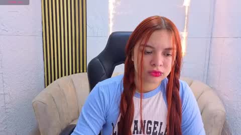 sofia_red_cn online show from 06-18-26, 01:04