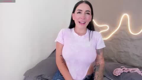 SOFIA online show from 11-10-25, 07:24