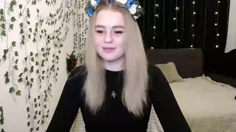 sofia_rosemary online show from 01-18-25, 01:18