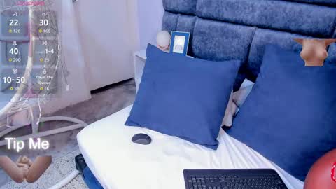 Sofia Samuels online show from 04-20-26, 07:44