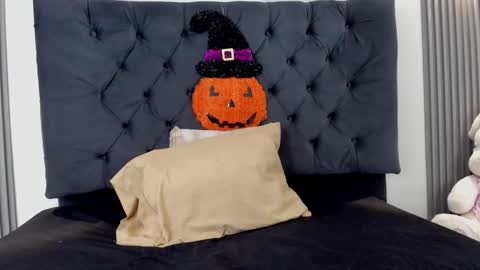 sofi online show from 10-25-25, 11:51