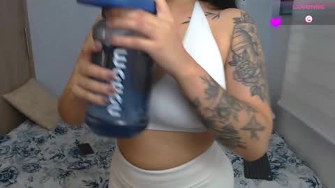 kanella  valery online show from 11-22-25, 05:45