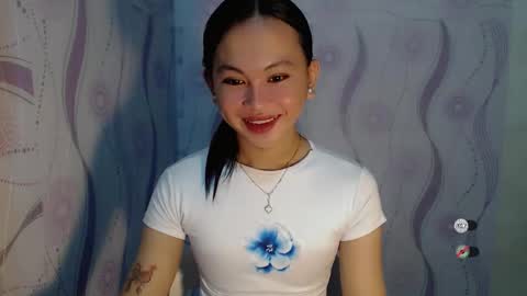 sofia_sweetheart18 online show from 02-17-26, 02:24