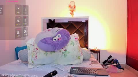 Sofia walke online show from 07-06-26, 11:40