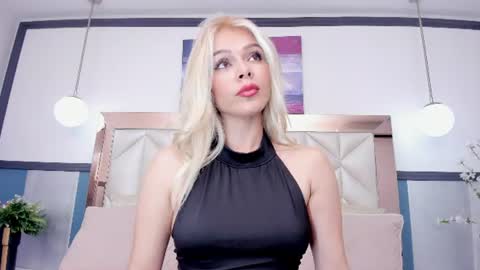 Snapshot of sofiaa_morris chatting on 06-18-26, 07:07 Sofia online show from 06-18-26, 07:07