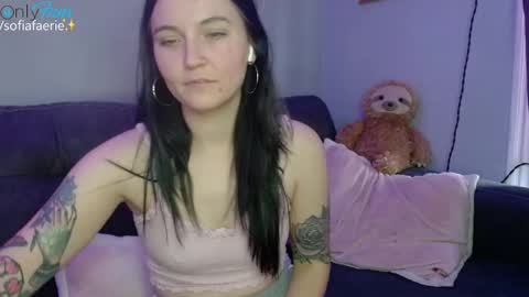 sofiafaerie online show from 12-13-24, 07:32