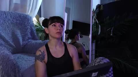 Sofia online show from 12-21-25, 05:36