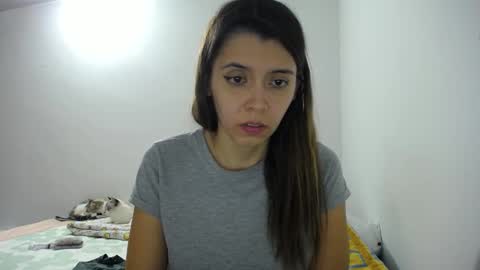 Snapshot of sofiahenao2 chatting on 10-23-25, 01:05 sofiahenao2 online show from 10-23-25, 01:05