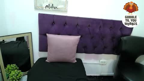 Snapshot of sofiakitty18 chatting on 11-27-25, 06:54 sofiakitty18 online show from 11-27-25, 06:54