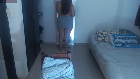 sofiamooon_ online show from 11-20-25, 01:17