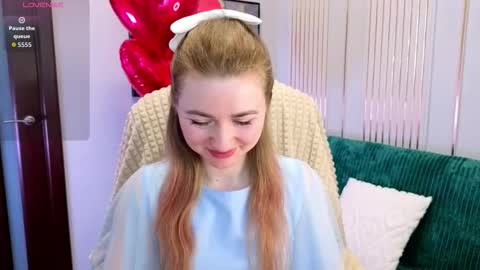 Sofia online show from 02-14-26, 01:24