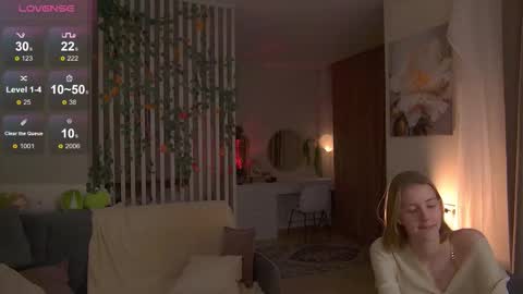 Sofia Help me overcome shynes with 100 thumbs up online show from 11-29-25, 08:12