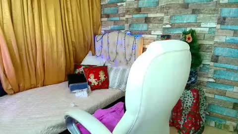 Snapshot of sofiasex92 chatting on 01-08-25, 01:11 Sofia online show from 01-08-25, 01:11
