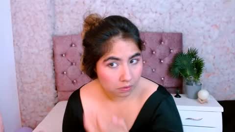 SOFIA online show from 03-12-26, 12:33