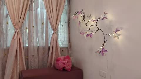 Sofi Bella online show from 04-23-26, 07:16