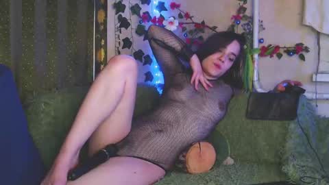 Snapshot of sofiberg chatting on 05-27-26, 12:29 SofiBerg online show from 05-27-26, 12:29