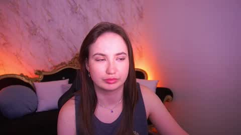 Sofie online show from 03-18-26, 04:04