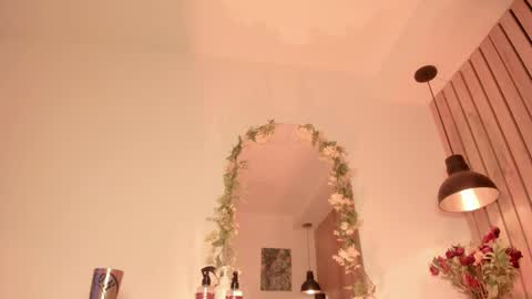 Sofie online show from 09-15-25, 01:33