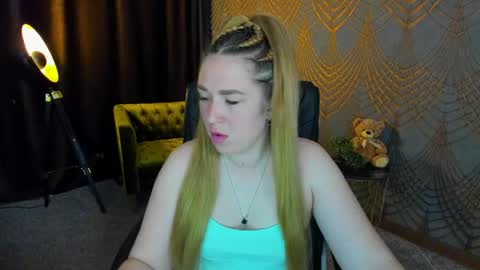 sofii_darling online show from 04-12-26, 04:45