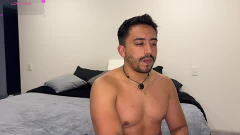 sofii_n_diego online show from 04-28-26, 11:32