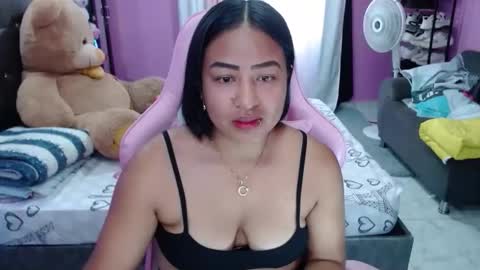 Snapshot of sofiiadreams chatting on 03-12-26, 10:38 sofia Dreams online show from 03-12-26, 10:38