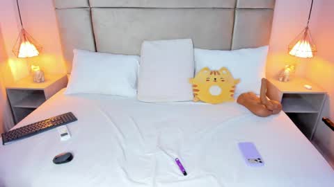 Snapshot of sofiiaduque_ chatting on 05-22-26, 04:52 Sofia online show from 05-22-26, 04:52