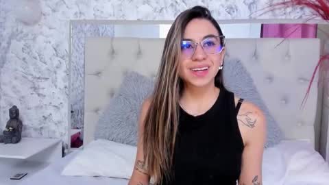 Sofi Malkova online show from 10-22-25, 04:18