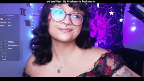 Snapshot of sofitabares_ chatting on 05-30-26, 10:51 Demi Sofia online show from 05-30-26, 10:51