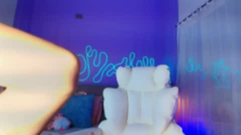 Snapshot of sofly_s chatting on 05-04-26, 11:50 Sofi online show from 05-04-26, 11:50