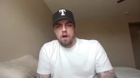 Snapshot of soft0ne chatting on 01-06-25, 04:44 soft0ne online show from 01-06-25, 04:44