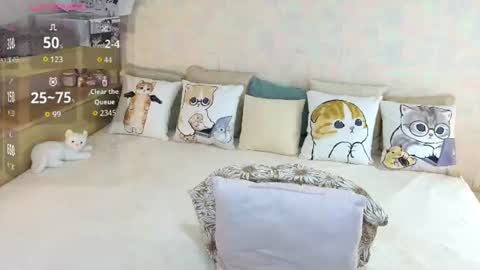 Mia online show from 07-24-26, 04:27
